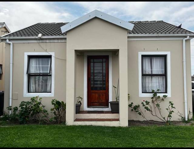 2 BEDROOM TOWNHOUSE FOR SALE IN GULDENLAND